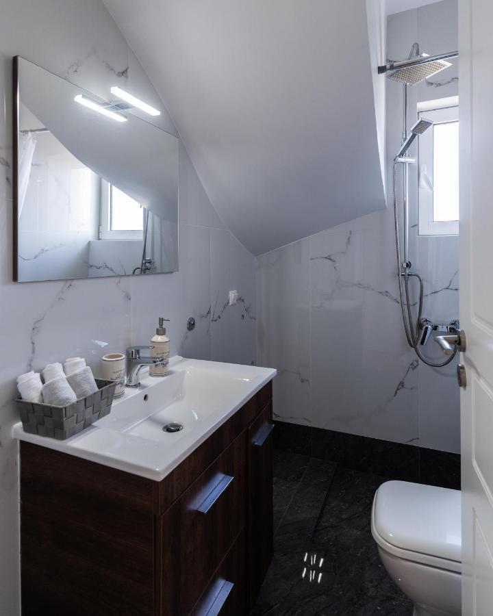 Coastline maisonette near Athens Airport and Rafina Port Artemida  Exterior foto