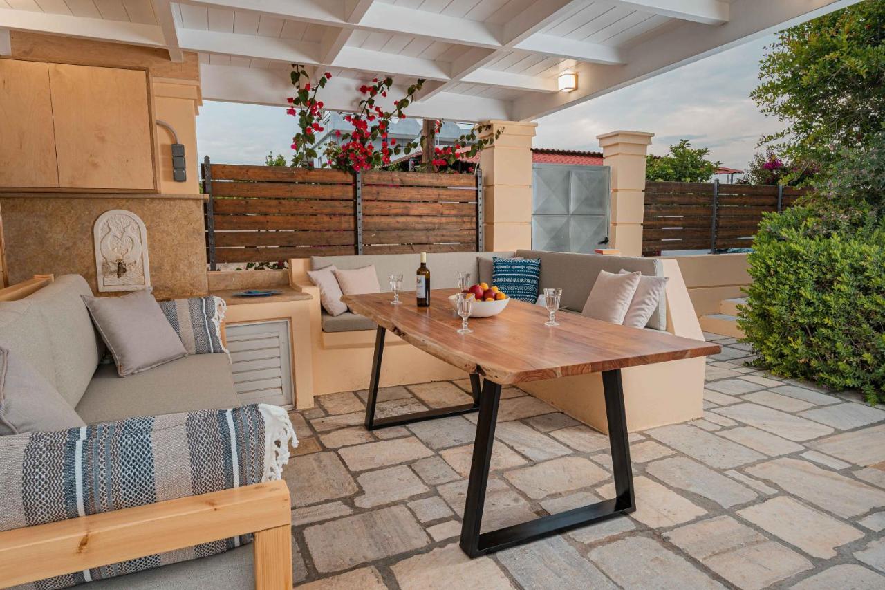 Coastline maisonette near Athens Airport and Rafina Port Artemida  Exterior foto